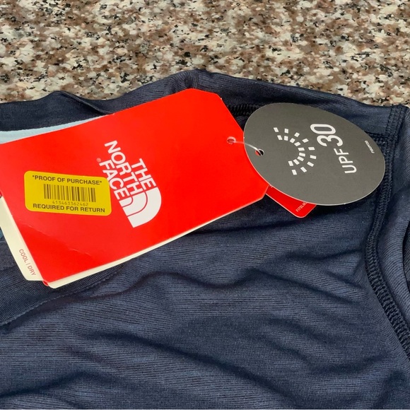 The North Face Top - Picture 5 of 8